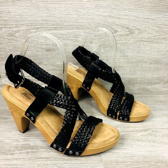 G.H Bass & Co Shoes - Women's G.H Bass & Co Sadie Vegan Leather Sandals - Size 8M